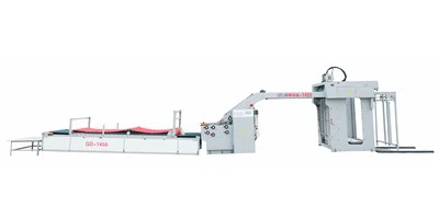 Automatski flute laminator
